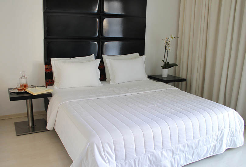 laminate-white