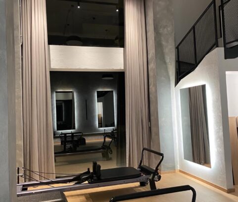 Laminate Δάπεδο σε Studio Pilates